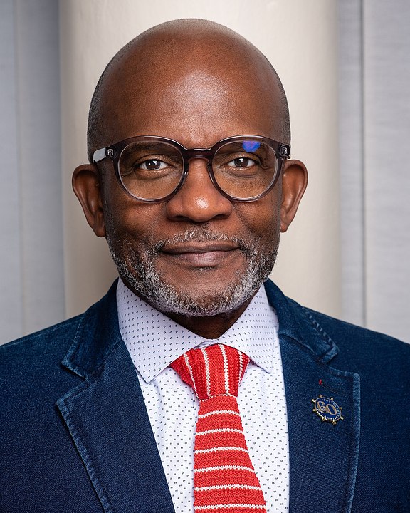 Corporate & Headshots