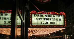 Earth, Wind & Fire - Chicago Theatre